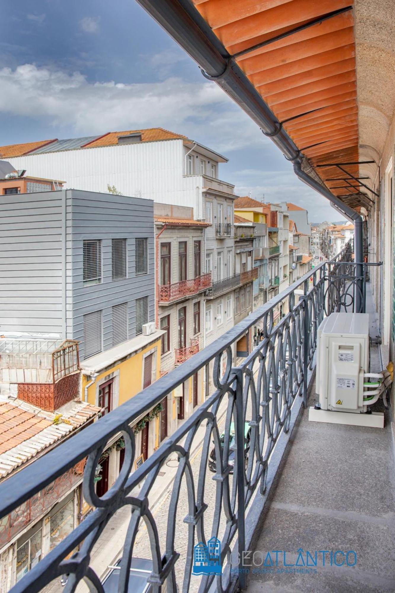 Poveiros Oak Loft - Santo Ildefonso Apartment Порто Екстериор снимка